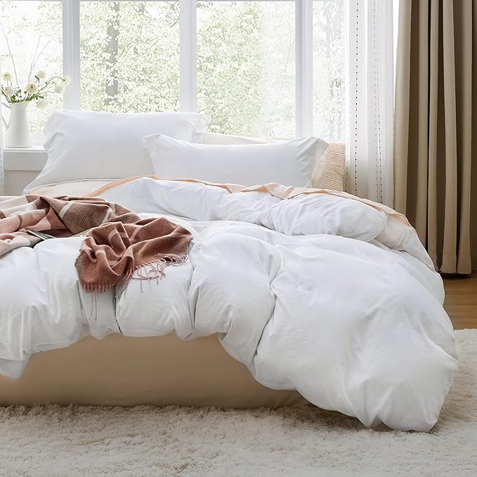 Bedsure White Duvet Cover - Queen Bed